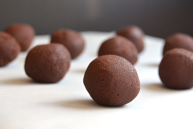 chocolatetruffles10-copyright2015_34