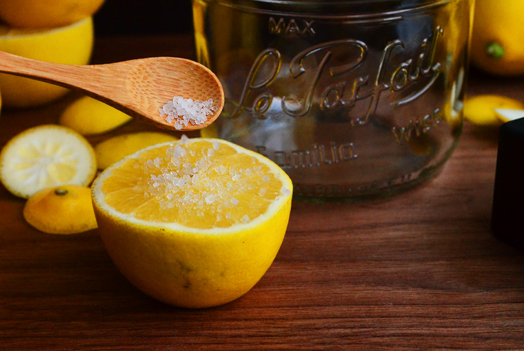 revol_france_daniel_boulud_chicken_tagine9_ acookscanvas-copyright2012-2015_49