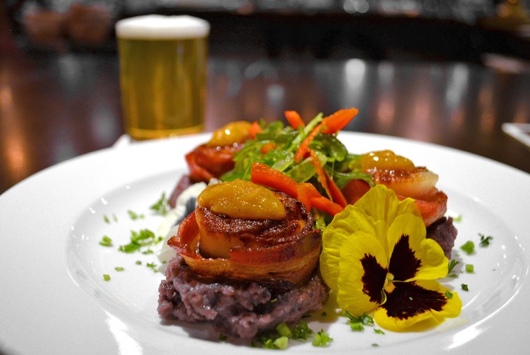 Lagunitas19_acookscanvas-copyright2012-2017_92