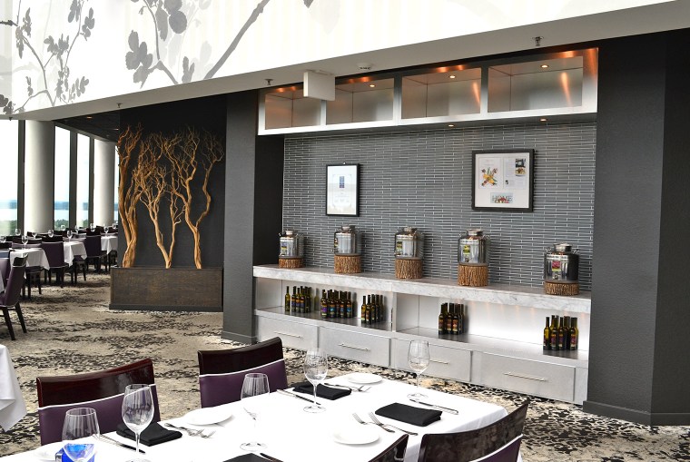 GrandTraverseResortandSpa_AerieRestaurant4_acookscanvas-copyright2012-2017_86