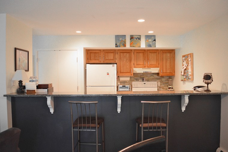 AirBnb Condo17_acookscanvas-copyright2012-2017_88