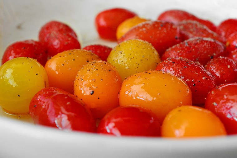 Grilled Tomato Bruschetta5_acookscanvas-copyright2012-2017_90
