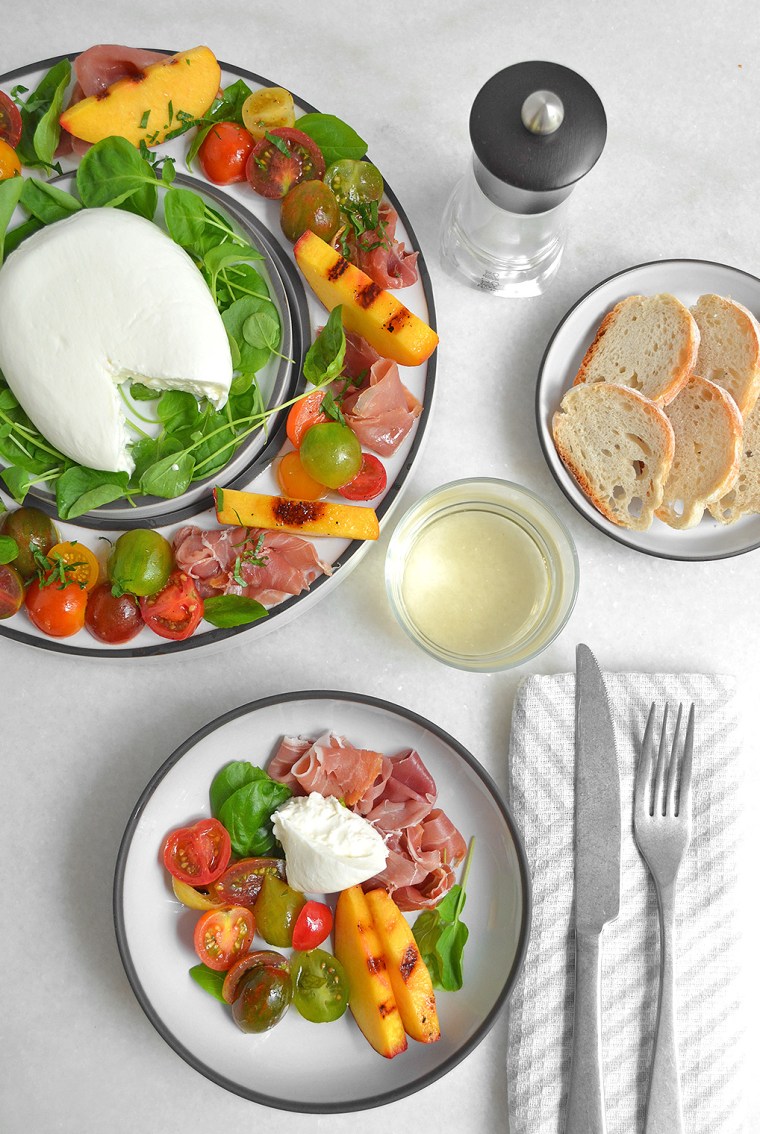 heirloom tomato and grilled peach salad1