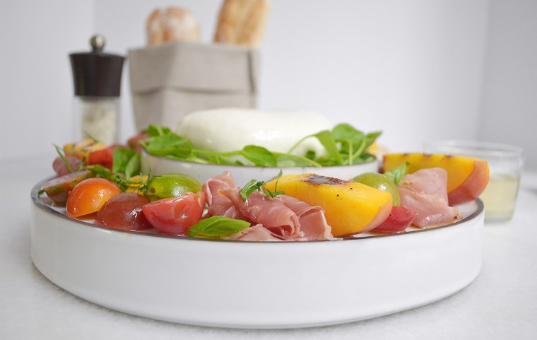 heirloom tomato and grilled peach salad3